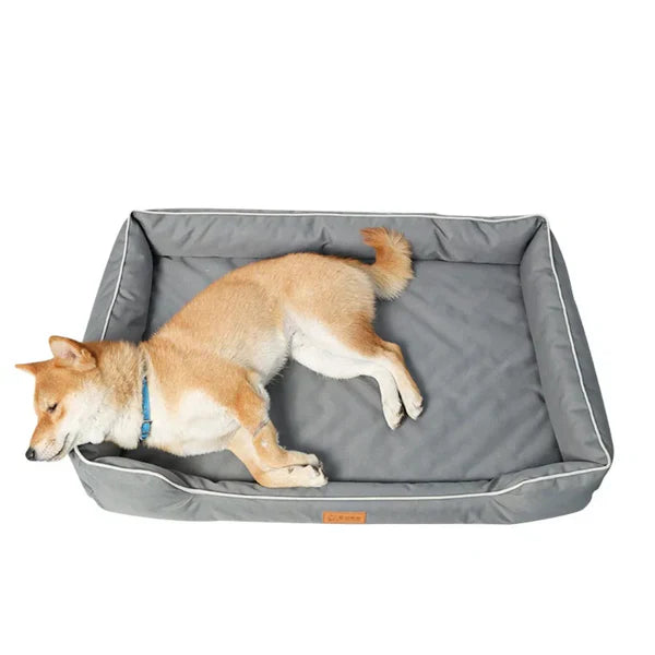 Outdoor dog bed