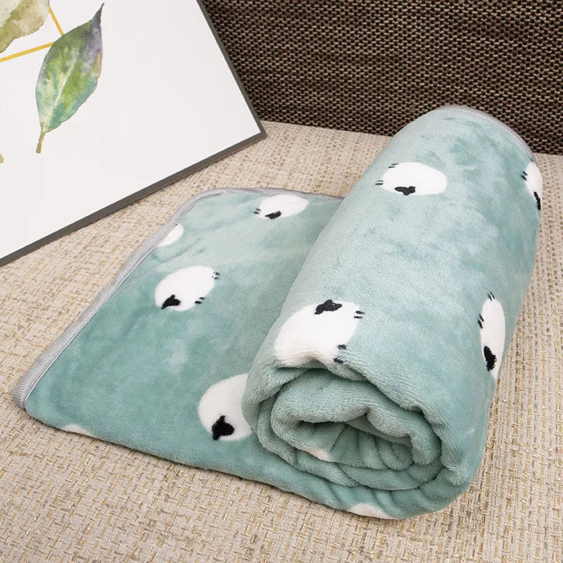 Soft Flannel Dog Blanket Winter Warm and Comfortable